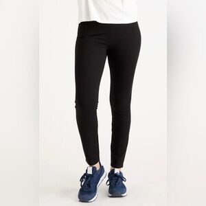 Quince NWT Ultra-Stretch Ponte Skinny Pants in Black Regular 27” inseam